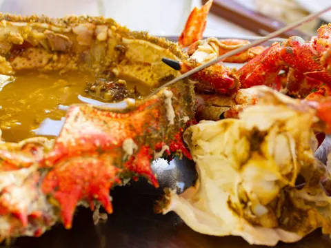 Txangurro a la Donostiarra  - Comida típica del País Vasco - Comer en Bilbao - Guía de viaje Bilbao - Buendía Tours