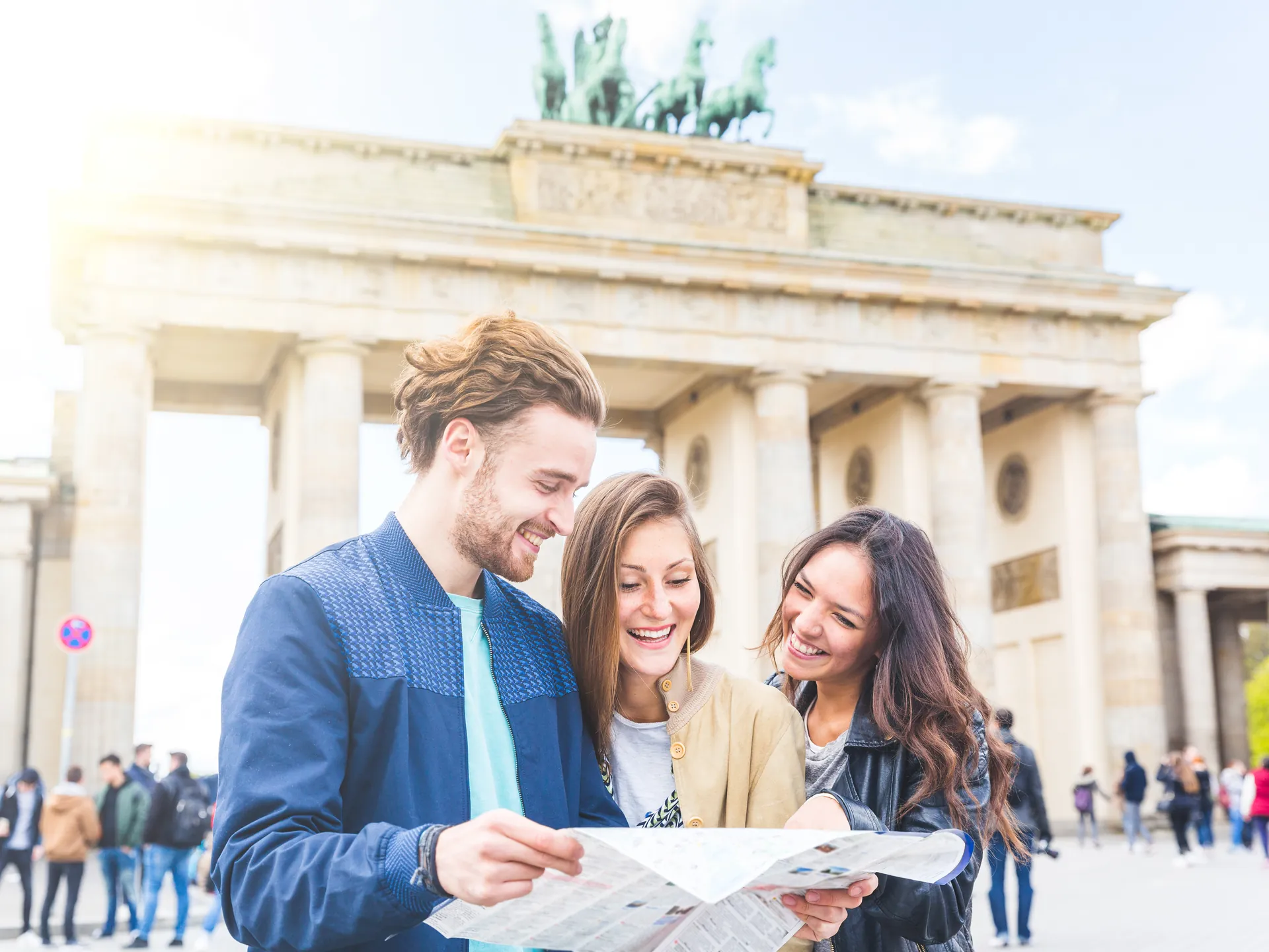 Amigos de vacaciones en Berlín-Berlín tarjetas turísticas