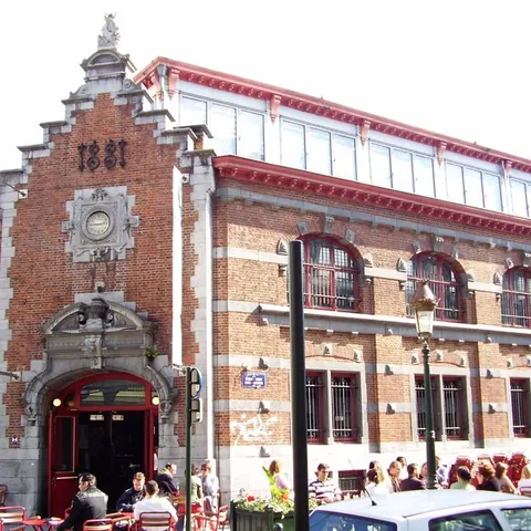 Fachada de Halles Saint Gery-Que ver Bruselas - Guía de Viaje Buendía Tours