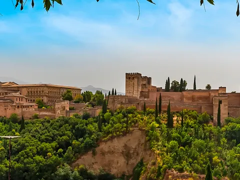 Tour privado Albaicín y Sacromonte con visita a casa cueva