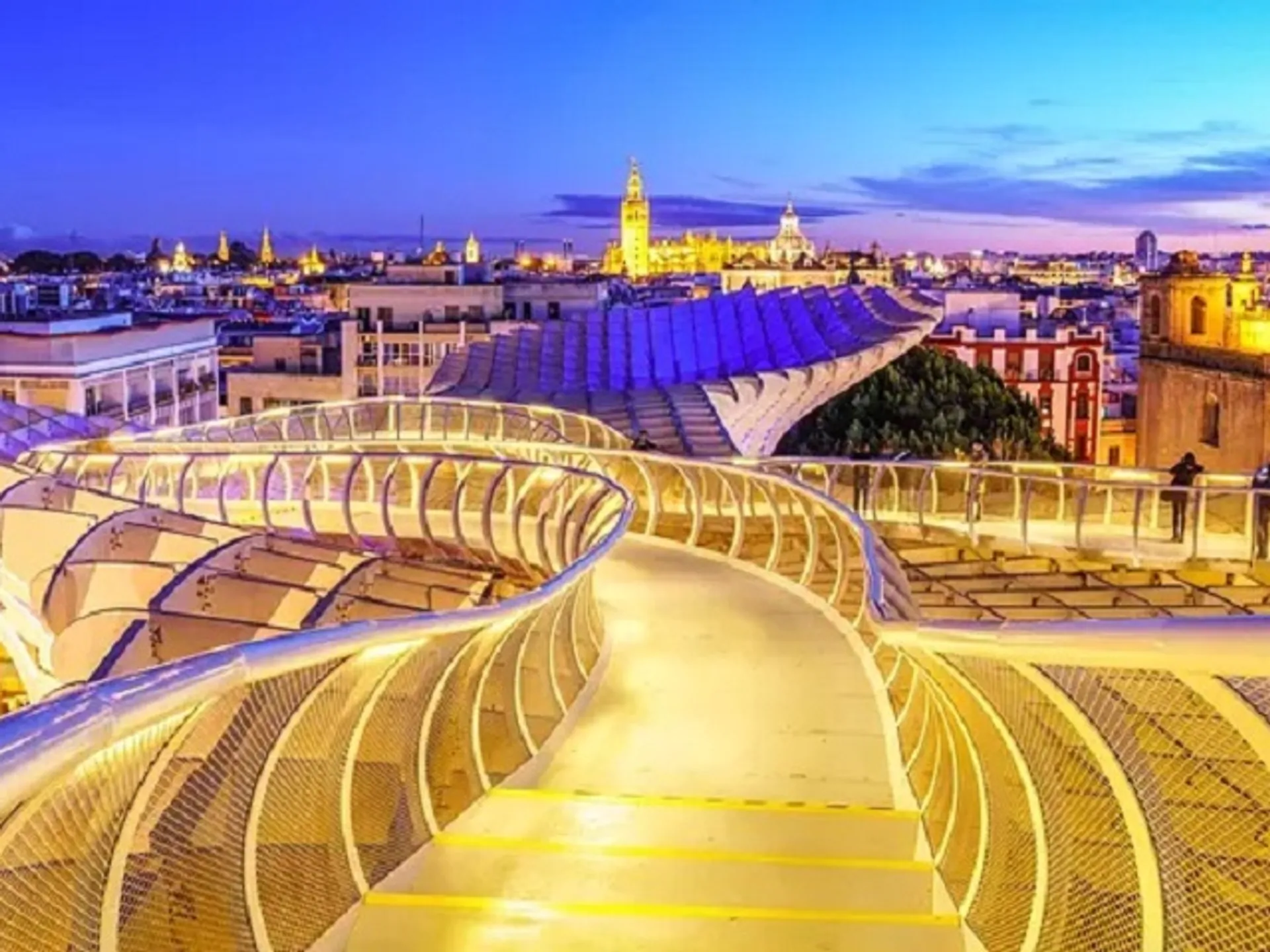 Setas de Sevilla - Metropol Parasol - Qué ver en Sevilla - Guía de viaje Sevilla - Buendía Tours