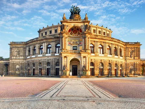 Vista del teatro de Dresde, Sajonia, Alemania