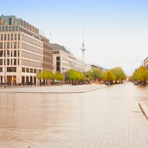 Unter den Linden - Qué ver en Berlín - Guía de viaje Berlín - Buendía Tours