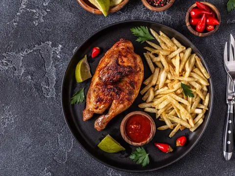 Pollo al Piri Piri -- Platos típicos en Lisboa Buendía Tours guía de Viajes 