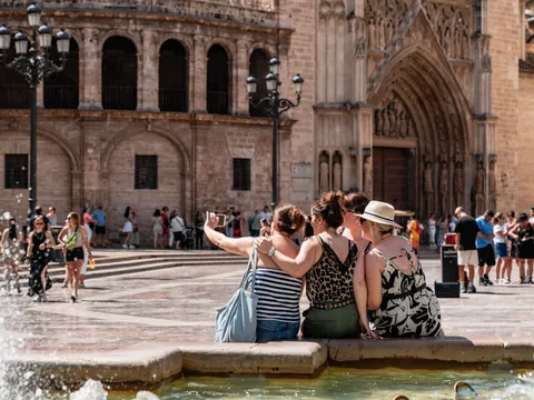 Un tour privado a pie por Valencia es una opción perfecta para descubrir la Ciudad del Turia con tus personas favoritas, con amigos o en familia.