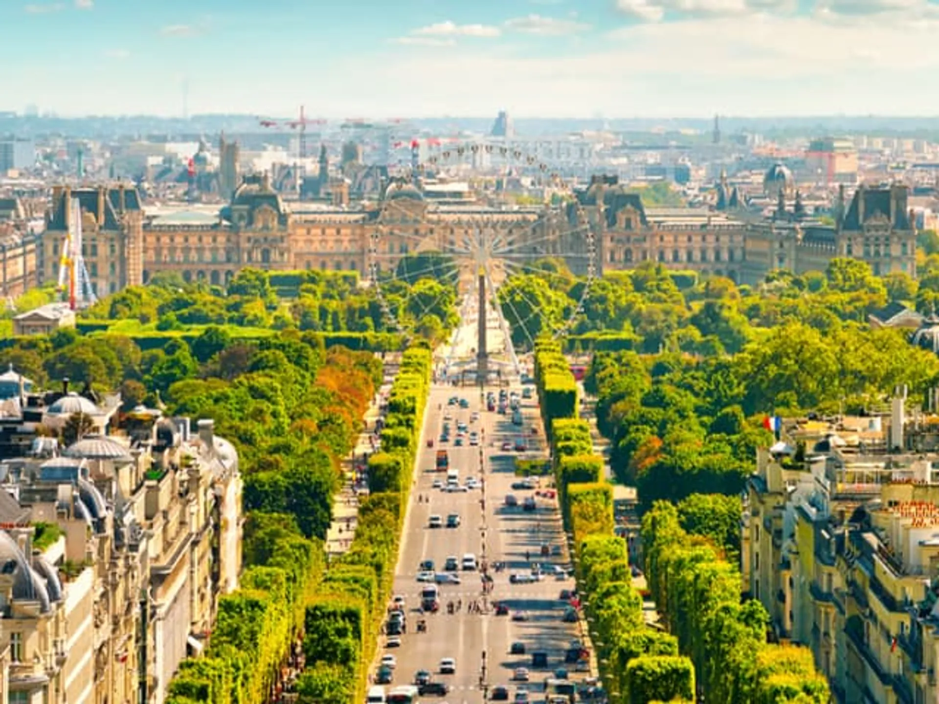 Avenida de los Campos Elíseos en París-Nuestros mejores Free Tours en París-Qué hacer en París-Planes en París-Guías de Viaje Buendía Tours