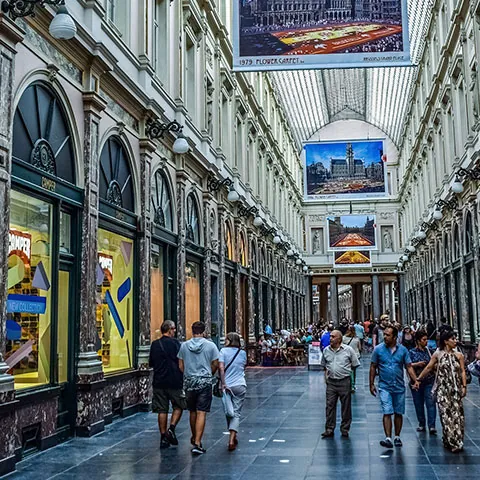 Galería Saint Hubert, zona de compra en Bruselas