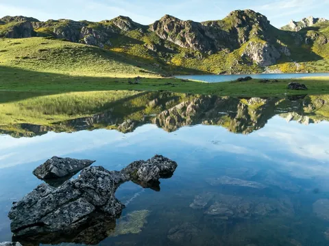 Excursión al Mirador de la Farrapona, Lagos de Somiedo y Senda del Oso desde Oviedo