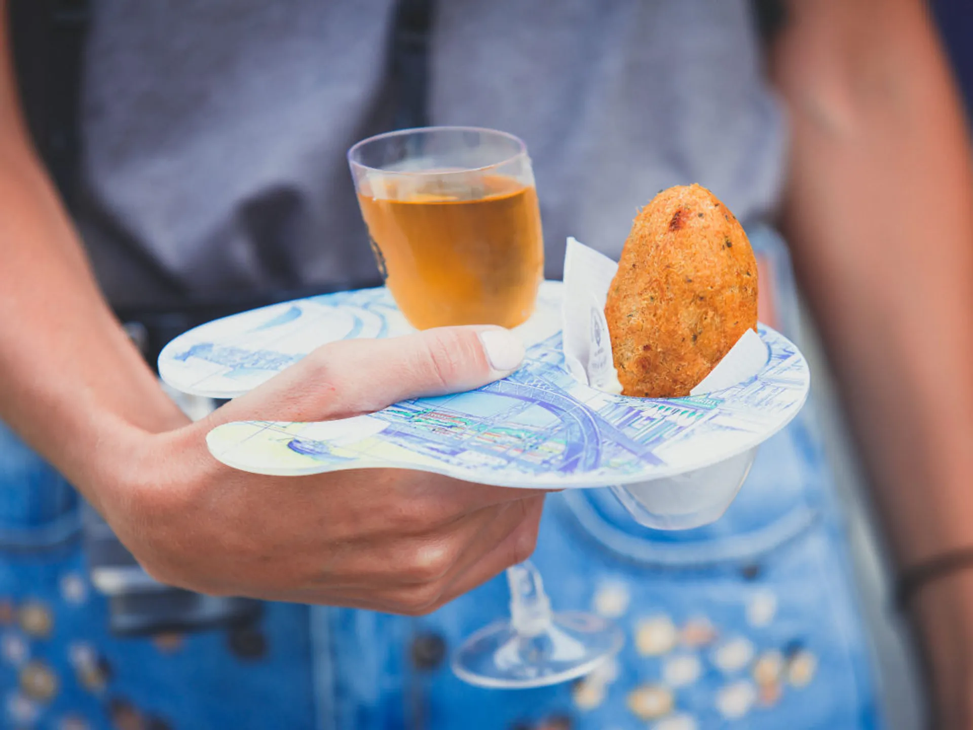Te contamos dónde comer buñuelos de bacalao en Lisboa