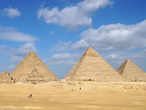 Tour por las pirámides de Guiza y El Cairo en un día