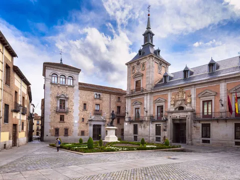 Plaza Villa tour a Pie Madrid Monumental