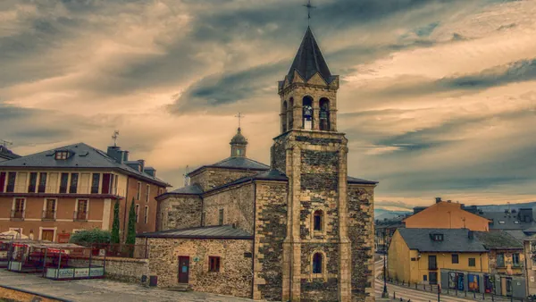 free tour Ponferrada nocturno misterios leyendas atardecer visita guiada gratuita Casco Historico gratis Castilla León