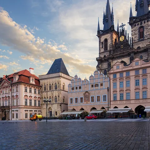 Plaza de la Ciudad Vieja - Qué ver en Praga - Guía de viaje de Praga - Buendía Tours