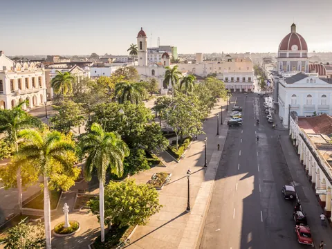 parque-marti-catedral-inmaculada-concepcion.jpg