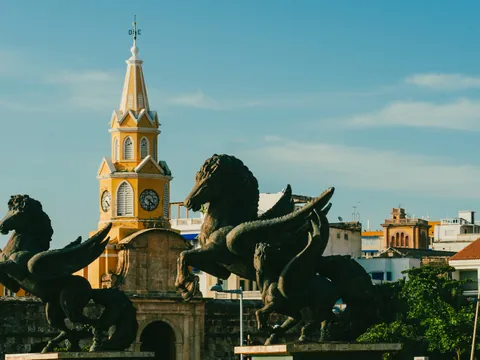 Tour panorámico en chiva por Cartagena de Indias