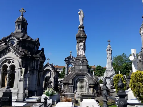 Vista general del cementerio de La Carriona en Avilés, Asturias