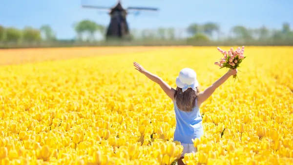 niña-keukenhof-traslados-entrada_buendia.jpg