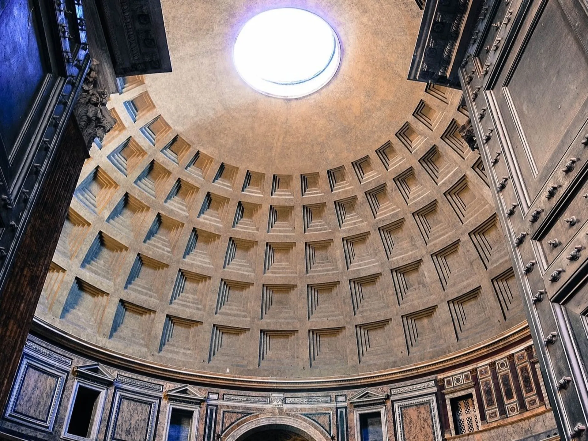 Cúpula del Panteón de Agripa - Panteón de Agripa - Qué ver en Roma - Guía de Viajes Roma - Buendía Tours