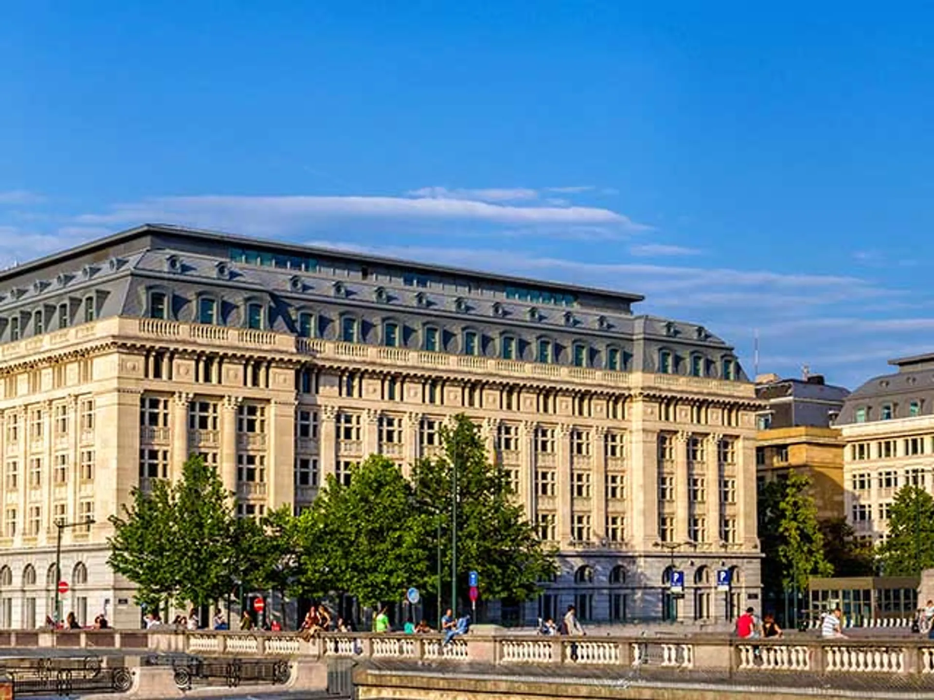 Plaza Polaert-Que ver en Bruselas-Guía de Viaje Buendía Tours