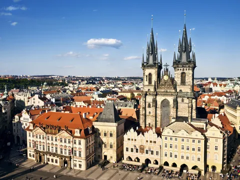 Tour por Praga al completo y paseo en barco opcional