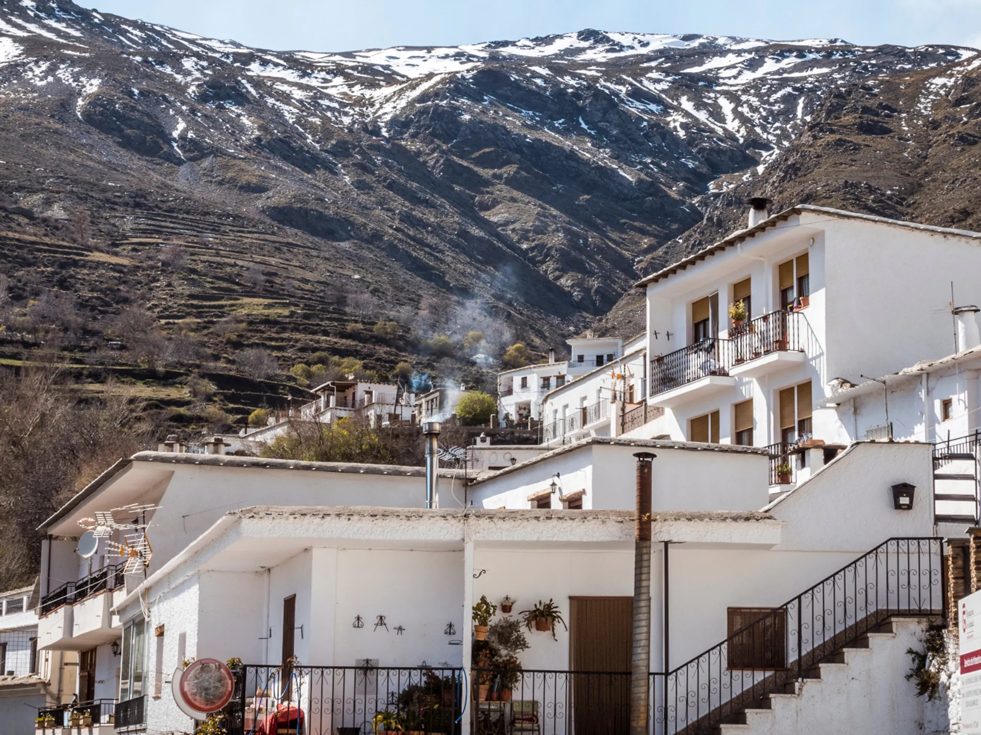 Trevelez - Qué ver en Sierra Nevada - Guías de viaje Sierra Nevada - Buendía