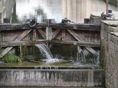 En este paseo en barco te enterarás porqué el Naviglio Pavese fue tan importante para la ciudad.