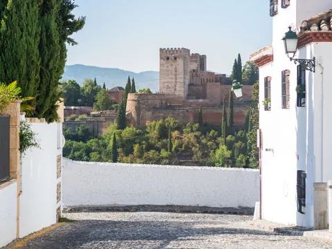 free tour Granada Imprescindible