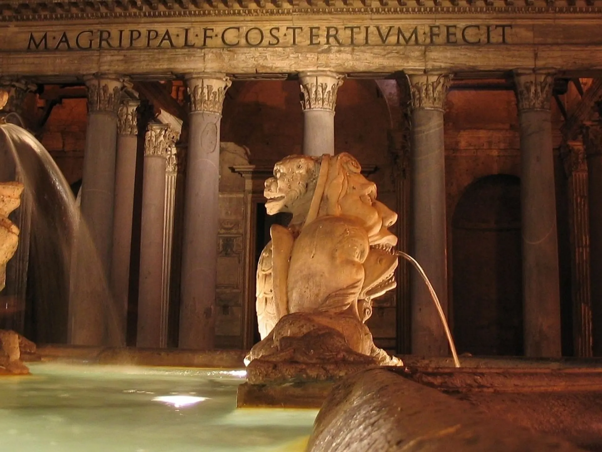 Fuente delante del Panteón de Agripa - Panteón de Agripa - Qué ver en Roma - Guía de Viajes Roma - Buendía Tours