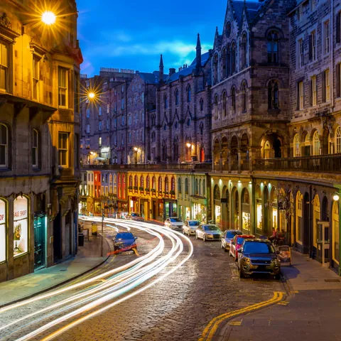 Vista Victoria Street - Victoria Street - Qué ver en Edimburgo - Guía de Viajes Edimburgo - Buendía Tours