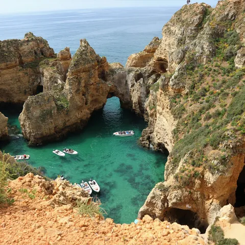 grutas y cuevas de ponta da piedade algarve portugal