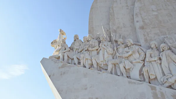 Excursiones desde Lisboa para descubrir palacios, costa atlántica y grandes escapadas históricas