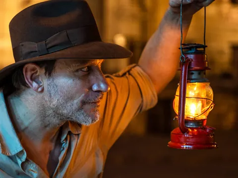 Actor en Valencia Indiana Jones - La Última Cruzada de Indiana Tour - Excursiones y Actividades en Valencia - Buendía