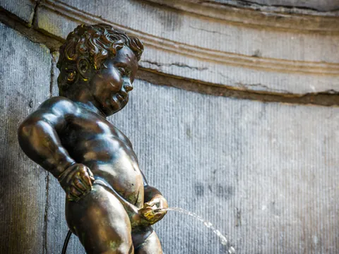 tour privado Bruselas visita guiada español Manneken Pis privado Bélgica