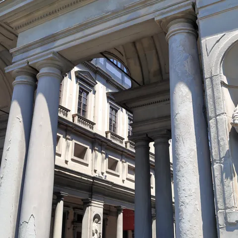 Entrada a la Galería Uffizi