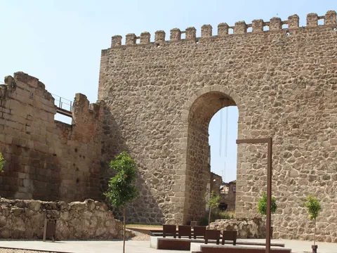 Muralla tour a Pie Talavera Reina Castilla Mancha