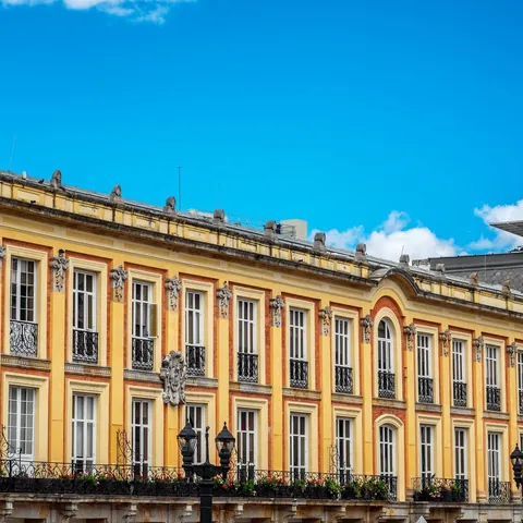 Exteriores soleados Palacio de Liévano Bogotá