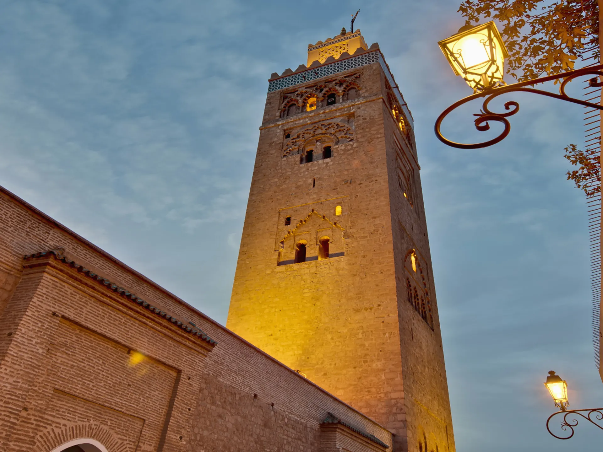 Mezquita Kutubía - Qué ver en Marrakech - Guía de Viajes Marrakech - Buendía