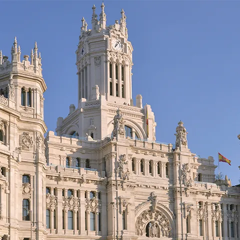Palacio de Comunicaciones o Palacio de Cibeles - Palacio de Cibeles - Qué ver en Madrid - Guía de Viajes Madrid - Buendía Tours