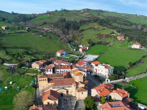 Excursión a Altamira y Santillana del Mar desde Santander