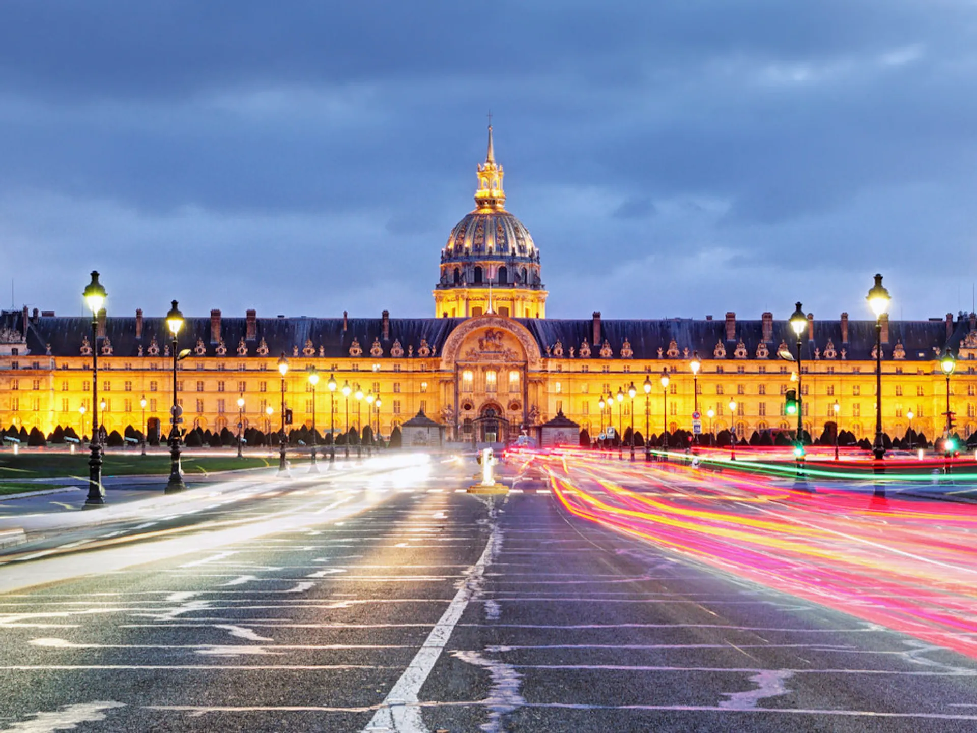 Fachada exterior del Museo des Invalides - Guia de viaje Paris - Buendia Tours