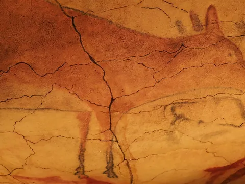 Pintura rupestre de una cierva roja, Neocueva de Altamira