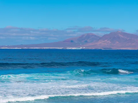 Vista de Fuerteventura desde la isla de Lanzarote