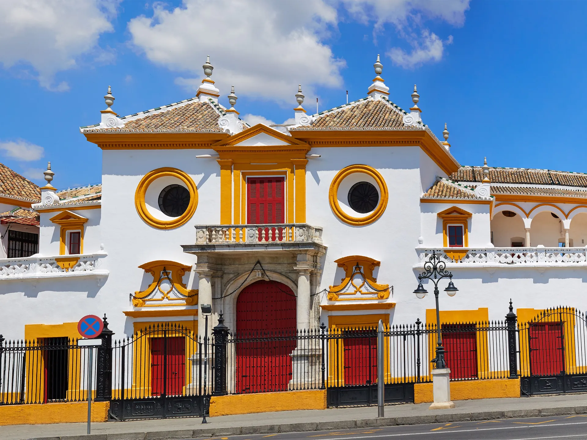 Plaza de toros de la Maestranza - Qué ver en Sevilla - Guía de viaje de Sevilla - Buendía Tours