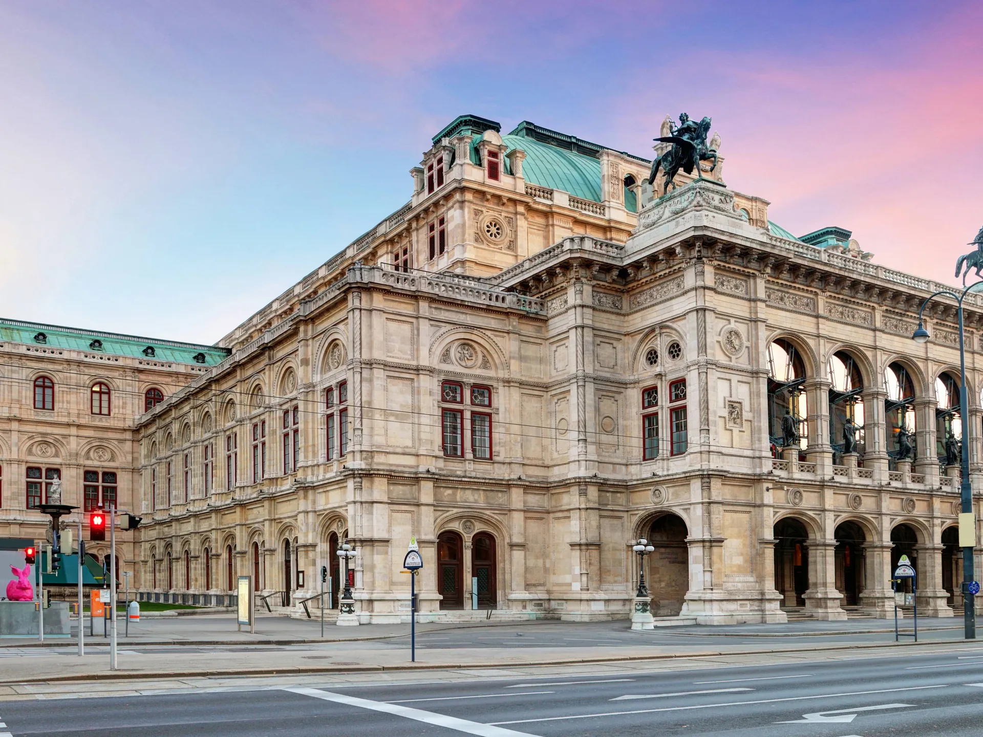 Ópera Estatal de Viena - Viena - Los 15 imprescindibles de Viena - Blog - Buendía Tours