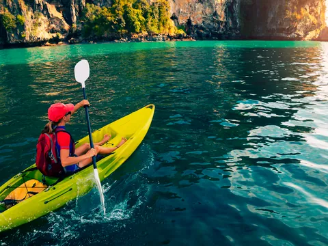 Excursión en kayak desde la playa de Palombina, Llanes, Asturias, en aguas tranquilas