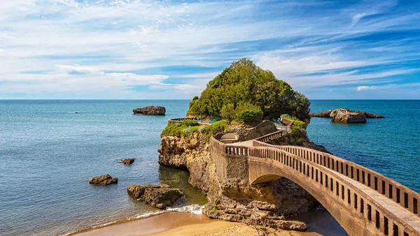 Excursiones desde San Sebastián, descubre el País Vasco y Francia en un solo día