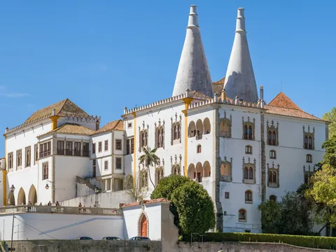 Vista exterior del Palacio Nacional de Sintra, Portugal