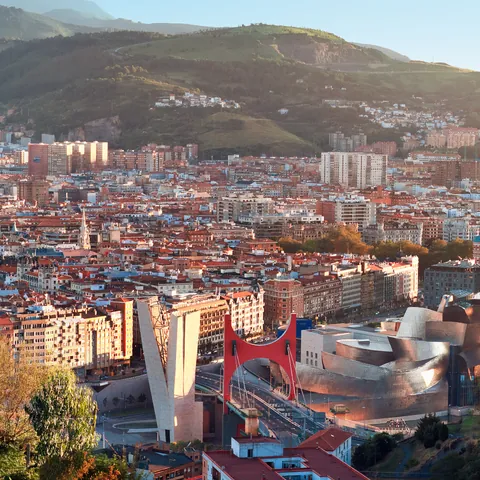 Vista de Bilbao - Fin de semana en Bilbao - Qué ver en Bilbao - Guía de Viajes Bilbao - Buendía Tours