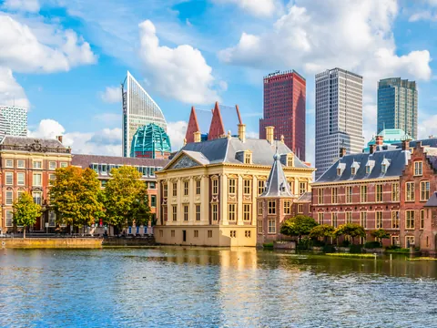 excursión Roterdam la Haya desde Amsterdam en español Puerto Viejo Rasca Cielos Mauritshuis Holanda Países Bajos