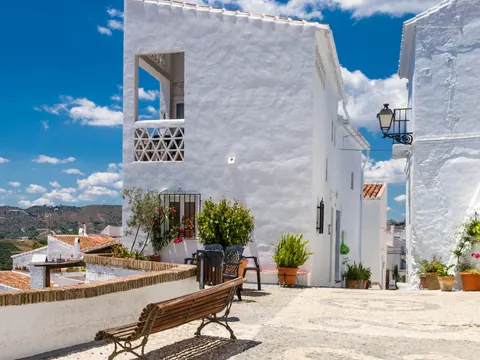 casas-blancas-frigiliana-nerja-frigiliana-desde-granada_buendia.jpg